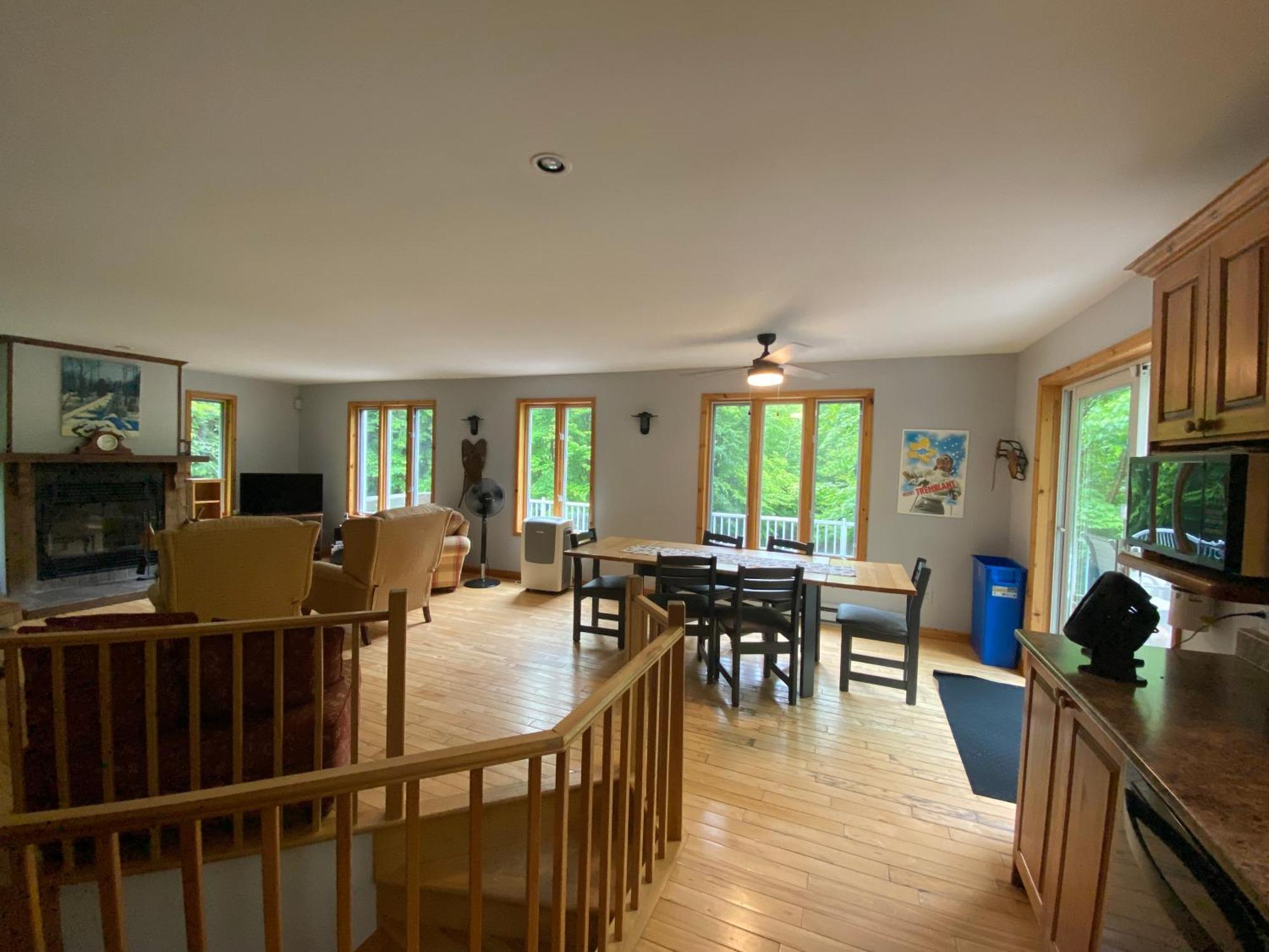 Chalets Et Studios Le Vent Du Nord Lac Superieur Ruang foto