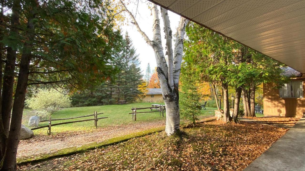 Chalets Et Studios Le Vent Du Nord Lac Superieur Bagian luar foto